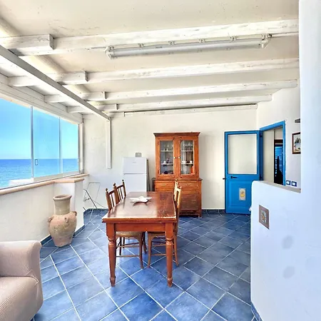 Apartament Vivi *